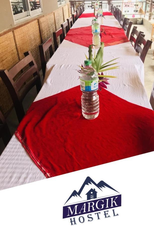 פוקהרה Margik Backpackers Hostel מראה חיצוני תמונה