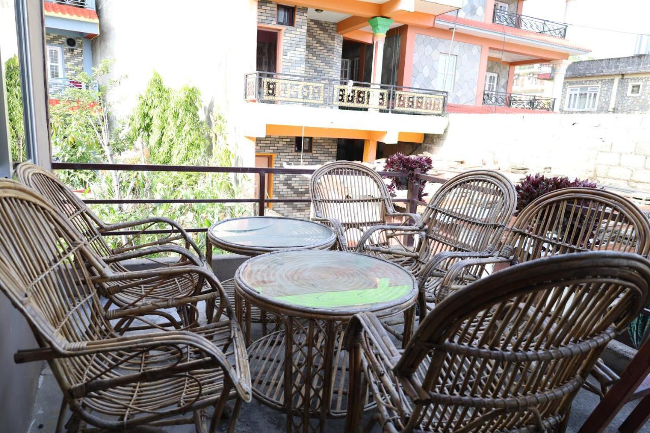 פוקהרה Margik Backpackers Hostel מראה חיצוני תמונה