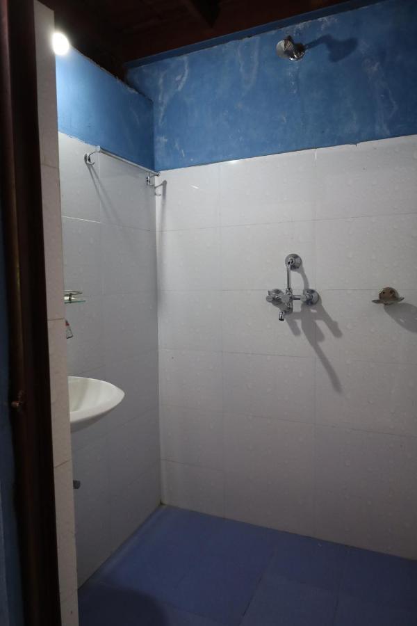 פוקהרה Margik Backpackers Hostel מראה חיצוני תמונה