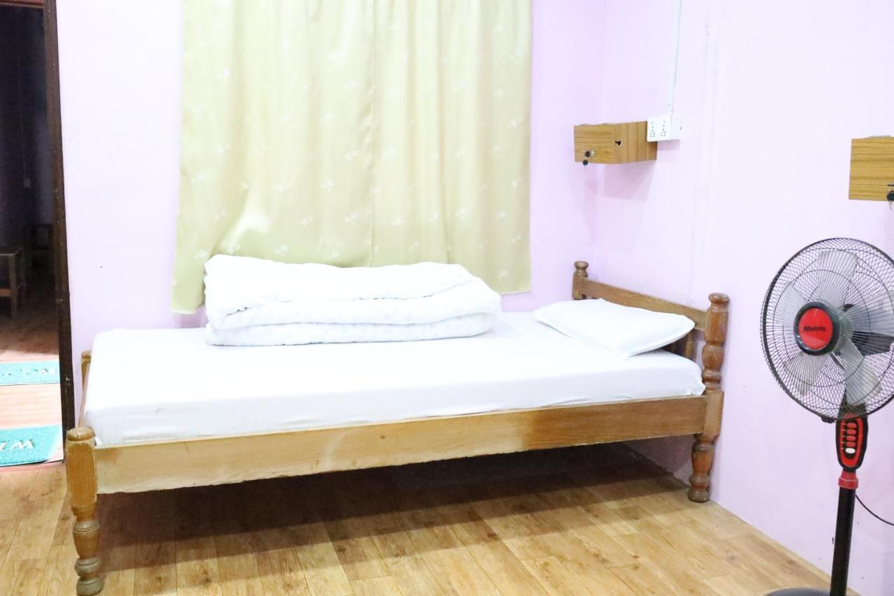פוקהרה Margik Backpackers Hostel מראה חיצוני תמונה